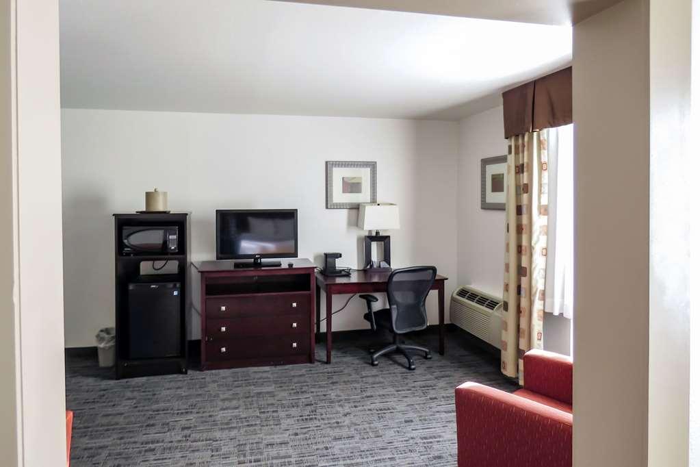 Quality Inn & Suites Everett Habitación foto