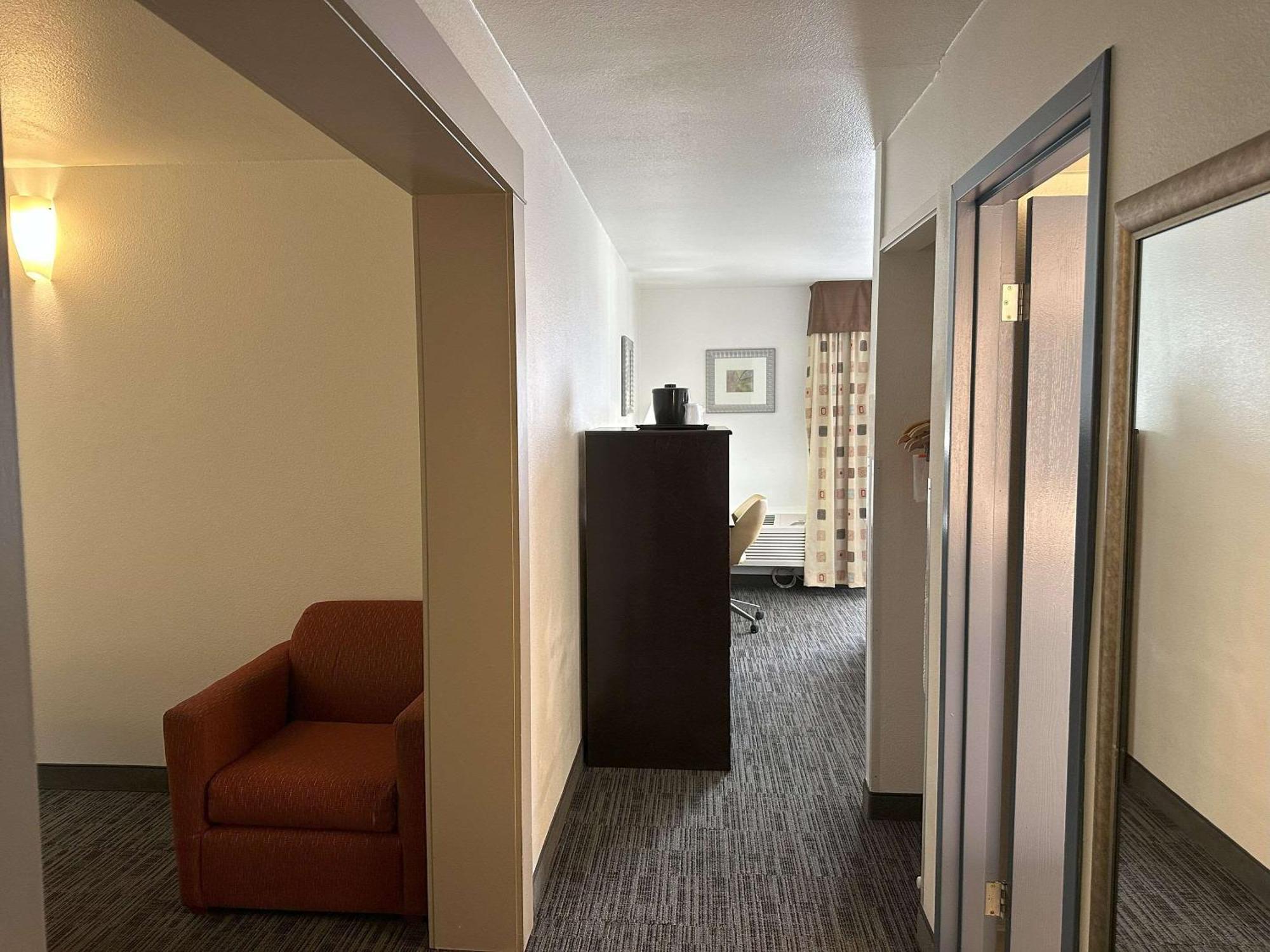 Quality Inn & Suites Everett Exterior foto